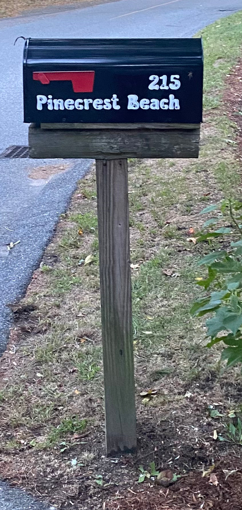 Custom Vinyl Mailbox Lettering